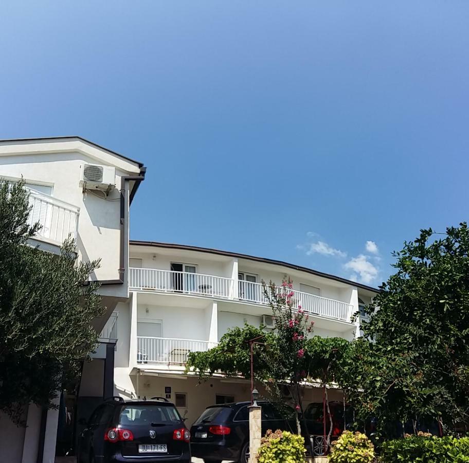 Trutina Rooms Gradac  Bagian luar foto